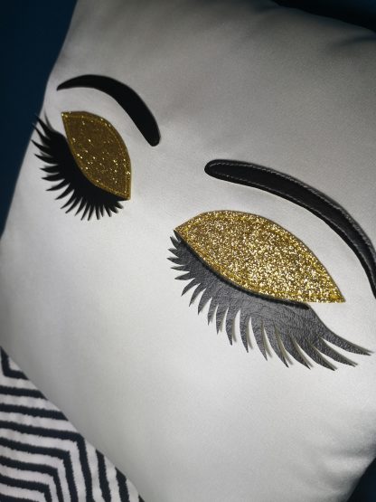 Eyelash Cushion - Image 2